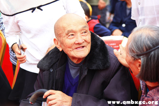 寿宁县亭溪村举办长寿硒锌文化节上万民众齐欢乐